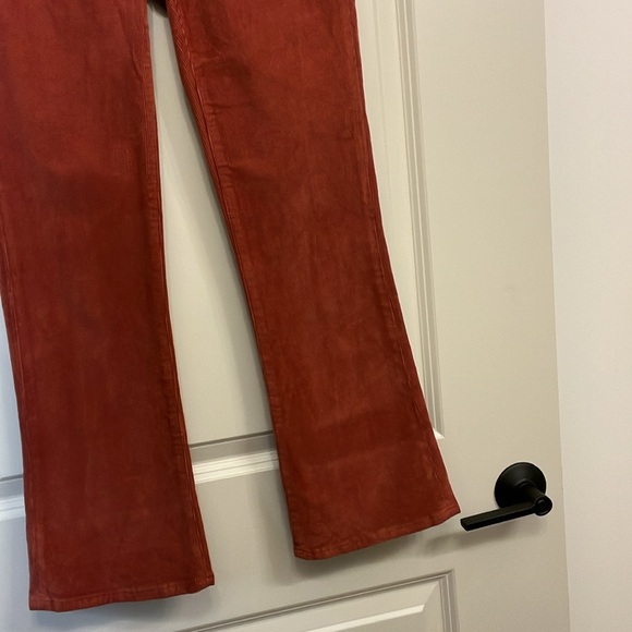 Madewell Cali Demi-Boot Jeans in Corduroy - Picture 7 of 9